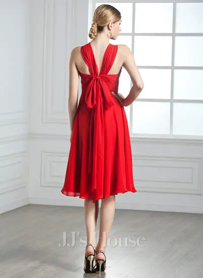 Empire V-neck Knee-Length Chiffon Cocktail Dress With Ruffle (016002435)