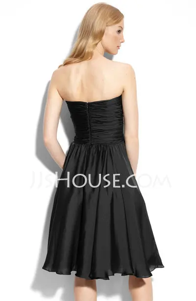 New Style A-Line/Princess Sweetheart Knee-Length Chiffon Charmeuse With Ruffle (043004243)