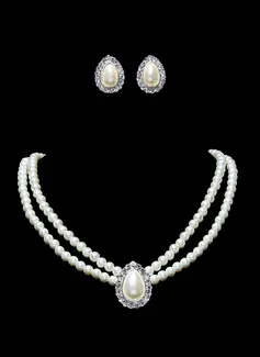 Ivory Pearl Two Piece Mini Heart Ladies Necklace and Earrings Jewelry Set (011016320)