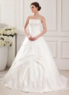 Ball-Gown Strapless Court Train Organza Charmeuse Wedding Dress With Lace Beadwork (002011611)