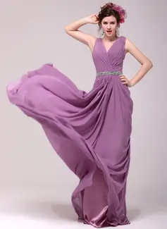 A-Line/Princess V-neck Sweep Train Chiffon Evening Dress With Ruffle Beading (017014010)