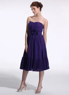 A-Line/Princess Sweetheart Tea-Length Chiffon Bridesmaid Dress With Ruffle Flower(s) (007026271)