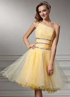 A-Line/Princess One-Shoulder Knee-Length Taffeta Tulle Homecoming Dress With Ruffle Beading Sequins (022008988)