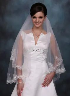Waltz Veils Tulle One-tier Lace Applique Edge Wedding Veils With Classic (006020354)