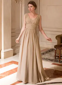 A-Line/Princess V-neck Floor-Length Chiffon Mother of the Bride Dress With Ruffle (008024440)