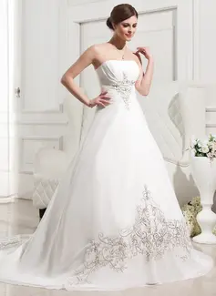 A-Line/Princess Strapless Chapel Train Chiffon Wedding Dress With Embroidery Ruffle (002011763)