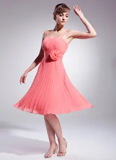 A-Line/Princess Knee-Length Chiffon Cocktail Dress With Ruffle Flower(s) (016008222)