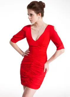 Sheath V-neck Short/Mini Chiffon Cocktail Dress With Ruffle Beading (016008913)