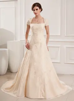 A-Line/Princess Square Neckline Court Train Chiffon Wedding Dress With Embroidery Beadwork (002019535)