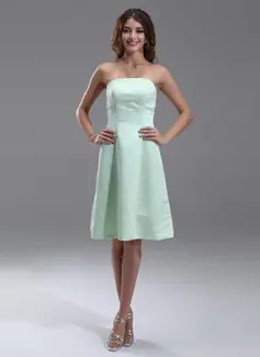 A-Line/Princess Strapless Knee-Length Satin Bridesmaid Dress (007000867)