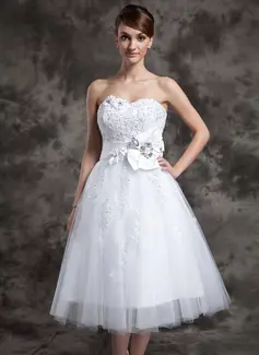 A-Line/Princess Sweetheart Tea-Length Satin Tulle Wedding Dress With Lace Beadwork Flower(s) (002024082)