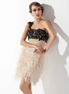 Sheath One-Shoulder Knee-Length Chiffon Lace Feather Cocktail Dress With Embroidered Ruffle (016008351)