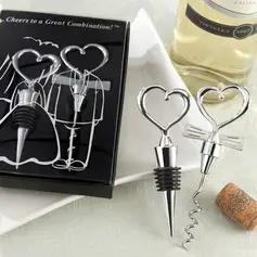 Two Hearts Wine Favor Set (052005524)