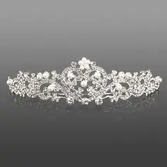 Silver Alloy Rhinestone And Pearl Cutout Heart Bridal Tiara(042008193)