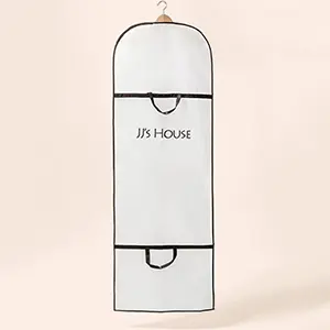 ガーメントバッグ