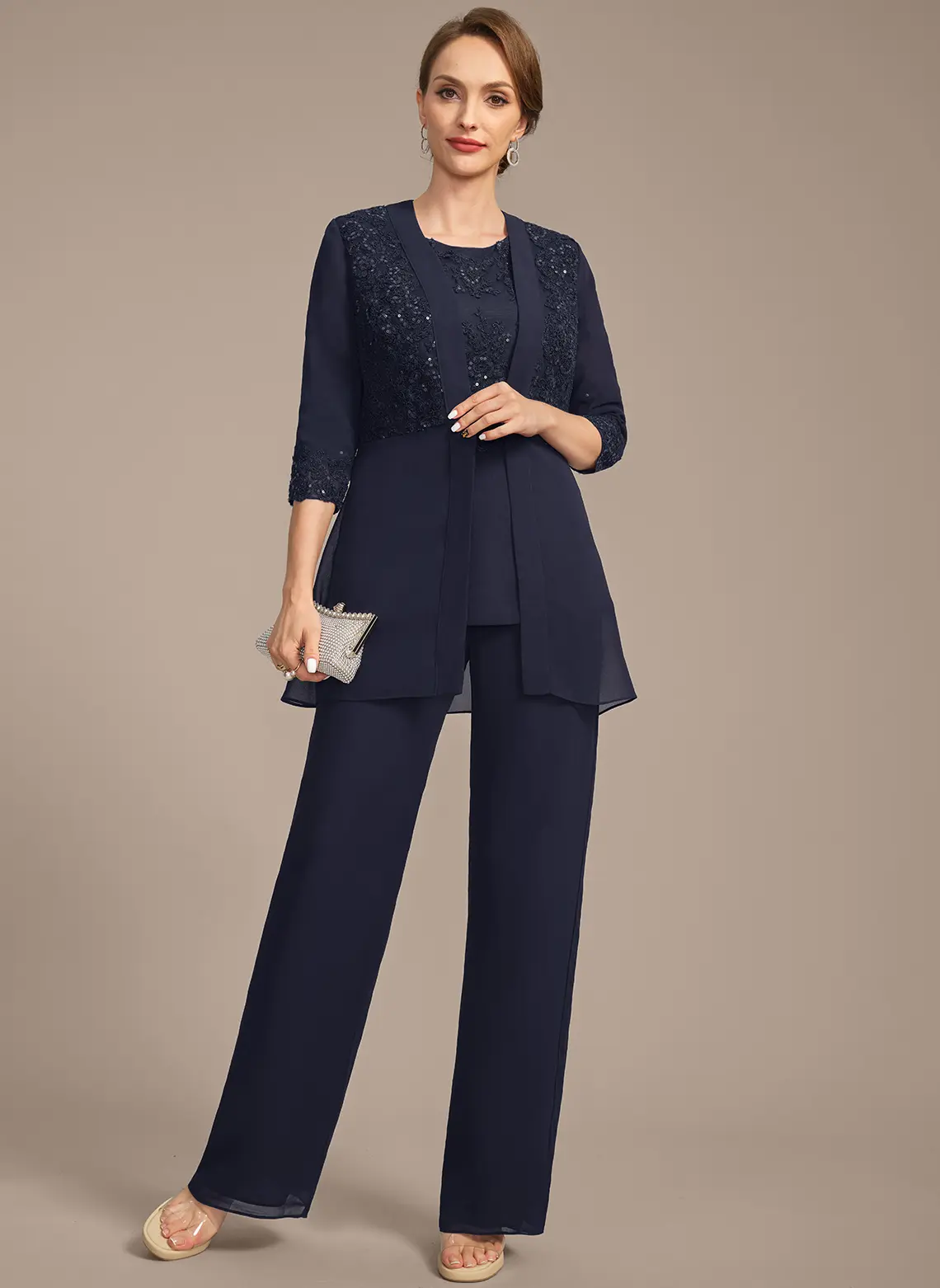 Morsiamen äiti-mekot